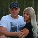 Swinging Couple in Dubuque, New to the Lifestyle